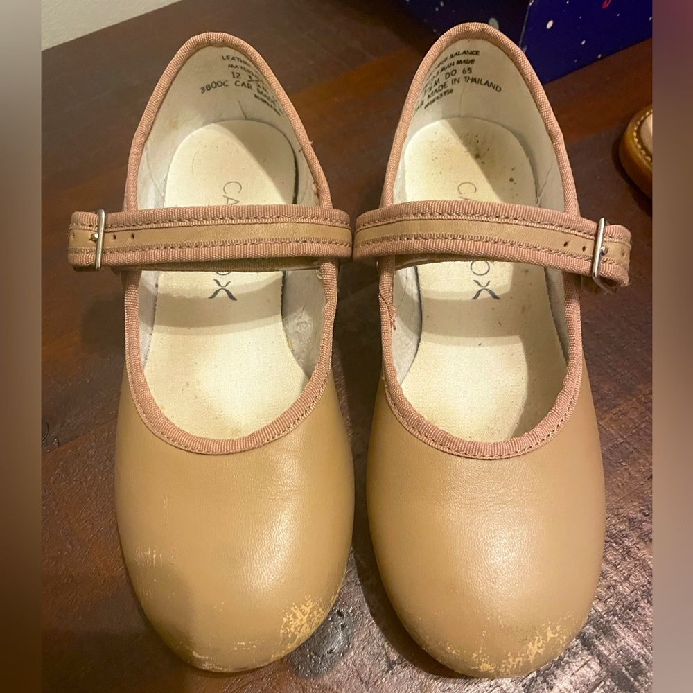 Kids size 12 jazz shoes